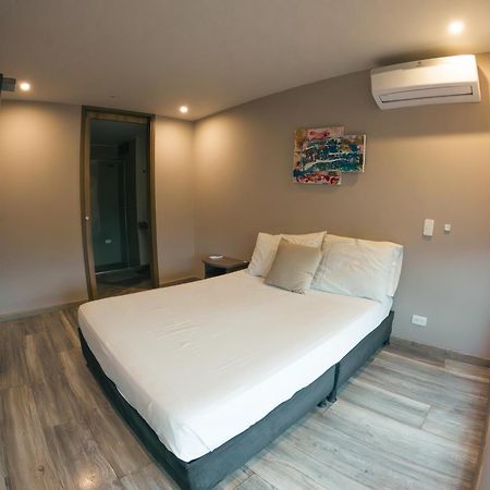 Santorini Apartamentos Amoblados Pereira Extérieur photo